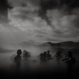 Die natürlichen heißen Quellen und Bäder von Landmannalaugar haben eine Temperatur von 36 bis 40 Grad Celsius. Seit Jahrhunderten erholen sich dort die Schäfer, besonders nach anstrengenden Tagen in der wilden Hochlandlandschaft