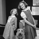 Sarah Jessica Parker 1980: Sie ist damals 15 und tritt mit Schleife im Haar am Broadway auf