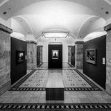 Unerwartete Romantik in einer Stadt, deren Äußeres so oft von sozialistischer Sachlichkeit geprägt ist: Das Gemälde "Das Segelschiff" von Caspar David Friedrich hängt in den Chemnitzer Kunstsammlungen am Theaterplatz