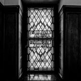 Ein Fenster im Chemnitzer Rathaus, eingesetzt im Jahr 1951, als "Auferstanden aus Ruinen" noch eine für jeden sichtbare Tatsache war. Die Textzeile stammt aus der DDR-Nationalhymne, trifft aber auch auf das moderne Chemnitz zu