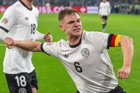 Joshua Kimmich jubelt über das 1:0 bei Deutschland - Italien in der Nations League
