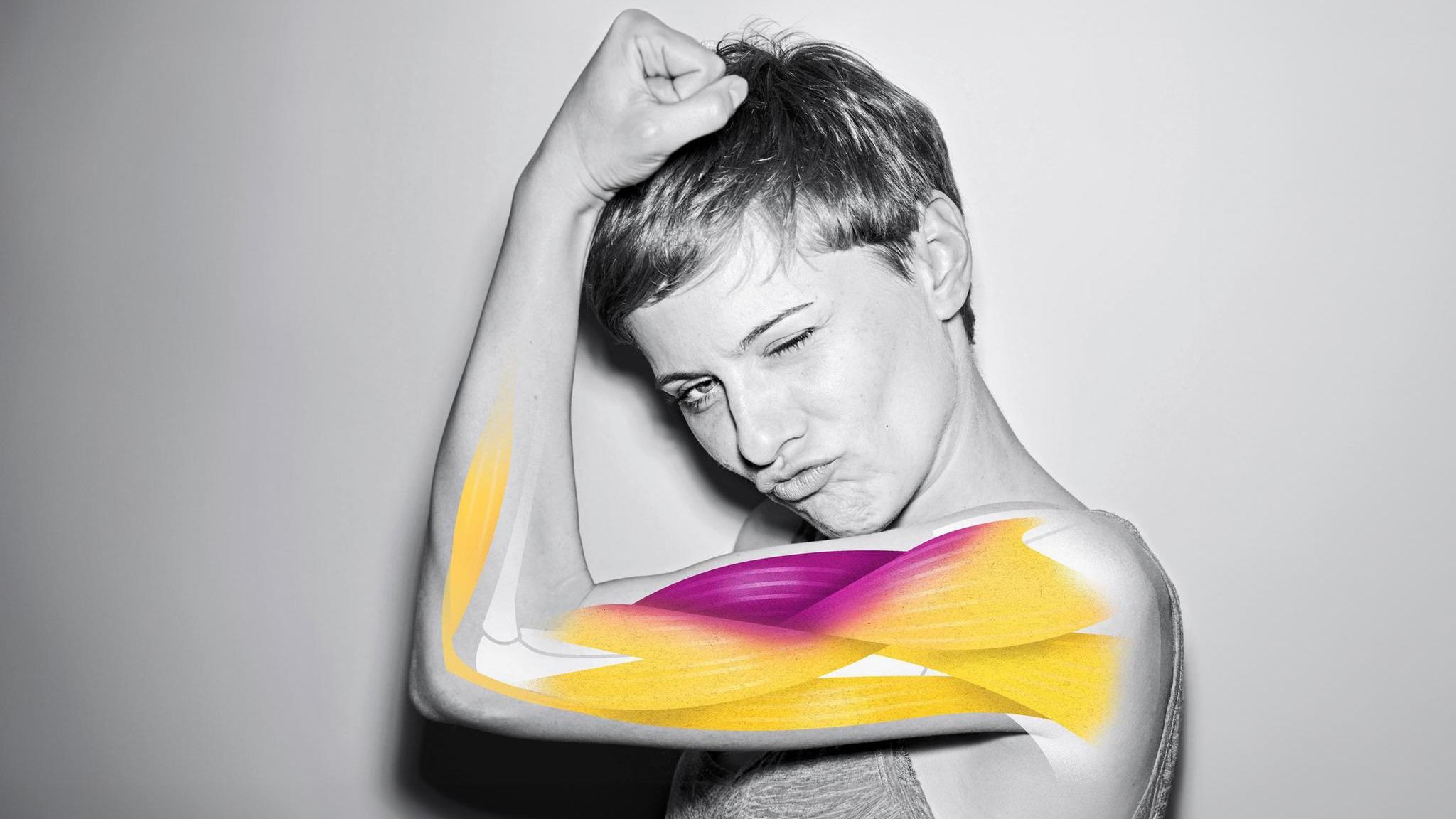 Frau flext mit ihren Muskeln mit Illustration