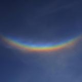 Himmelsphänomen Halo in Form eine lachenden Mundes