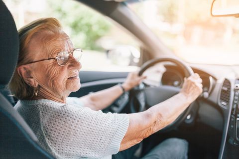Keine Pflicht-Gesundheitstests für ältere Autofahrer laut EU-Führerscheinreform (Symbolbild)