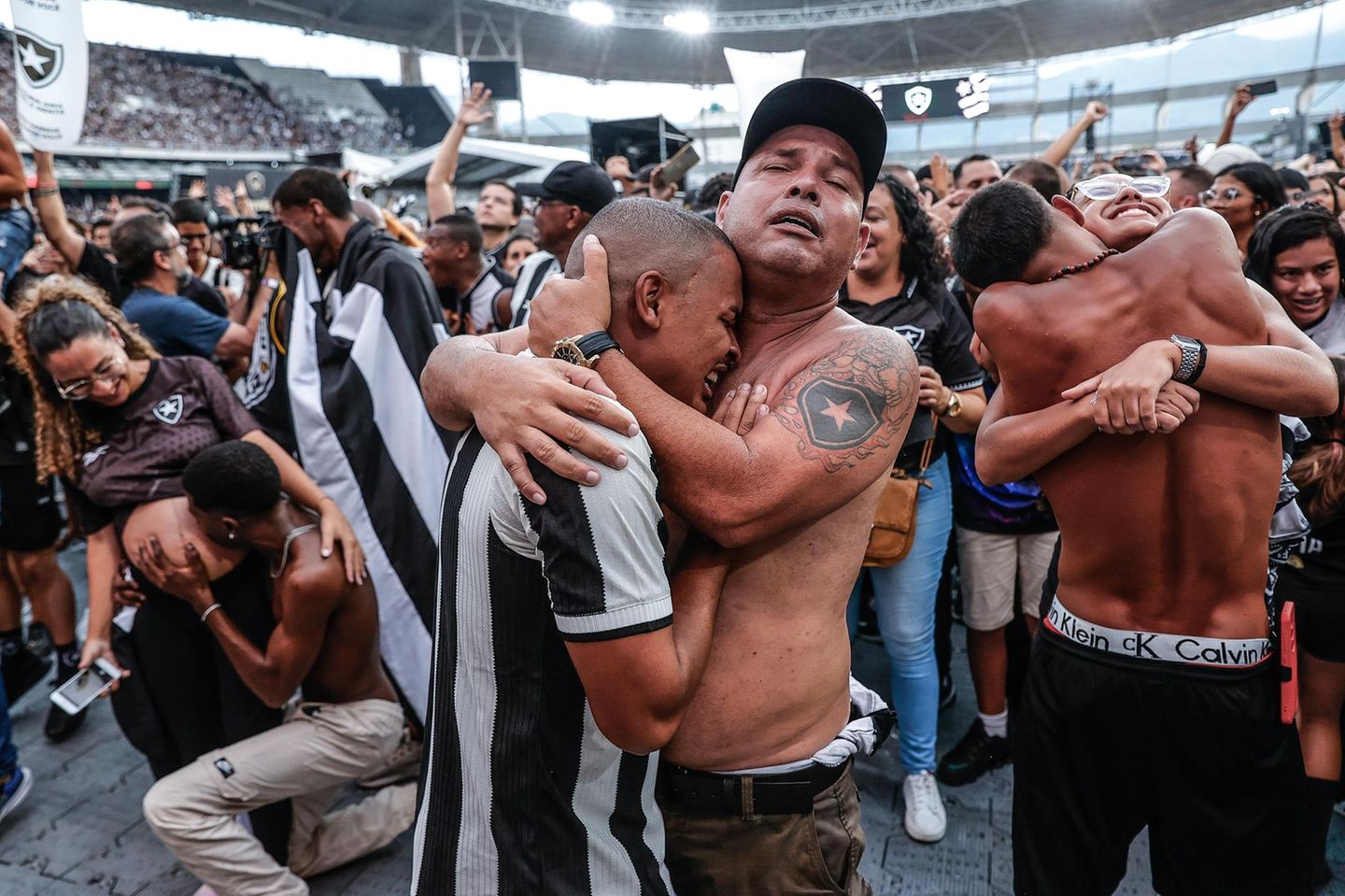 Gewinner Südamerika: André Coelho Botafogo-Fans feiern den Sieg ihrer Mannschaft
