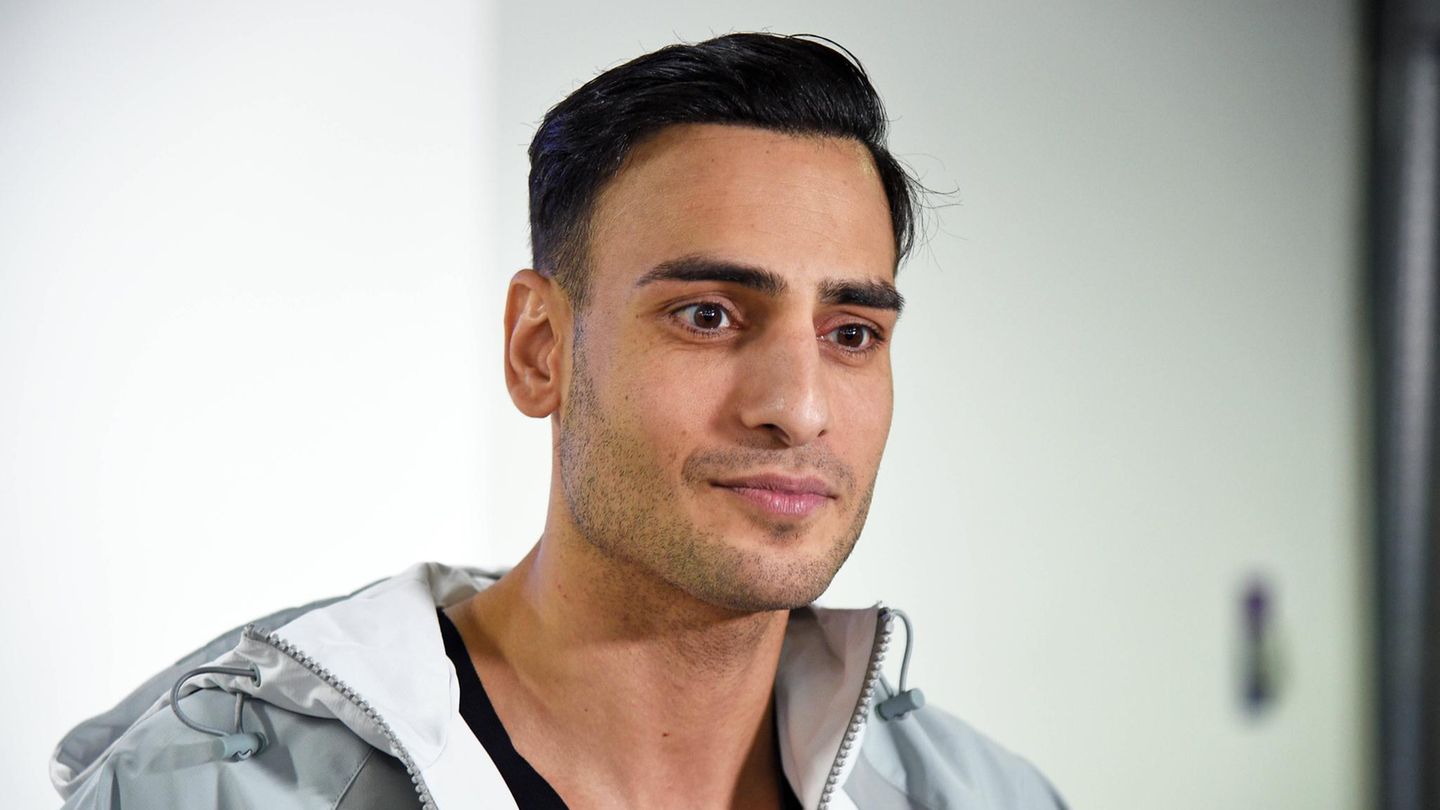 GZSZ-Star Timur Ülker vor der Abreise ins Dschungelcamp GZSZ-Star Timur Ülker vor der Abreise ins Dschungelcamp