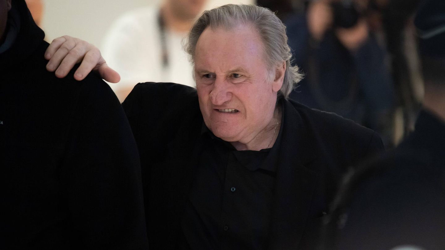 Gérard Depardieu im Gericht in Paris