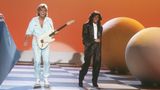 Modern Talking-Sänger Dieter Bohlen (links) und Thomas Anders auf der Bühne