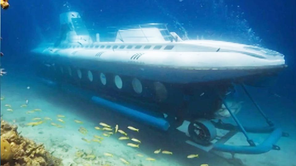 Ägypten: Touristen-U-Boot sinkt vor Hurghada – sechs Menschen sterben Ägypten: Touristen-U-Boot sinkt vor Hurghada – sechs Menschen sterben