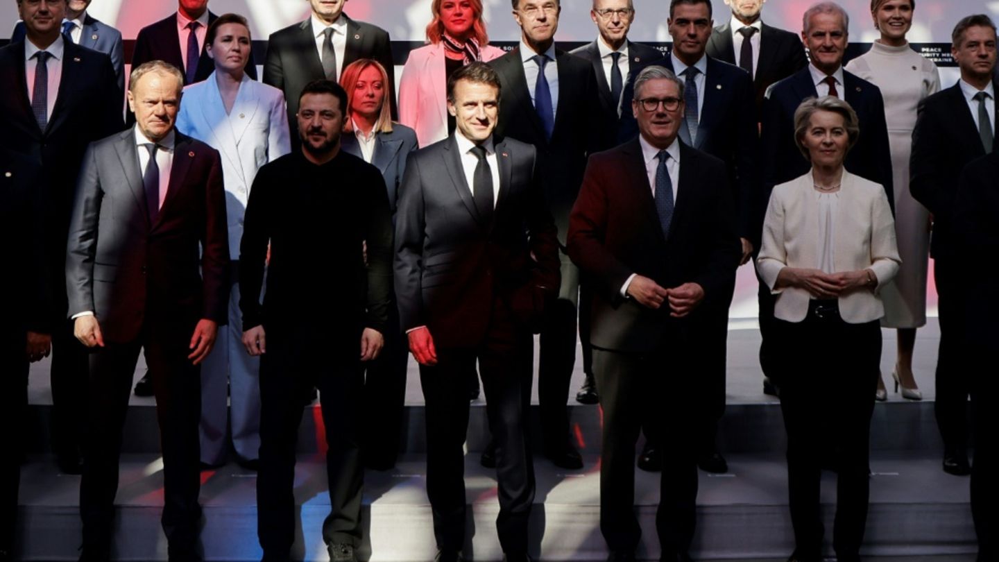 Spitzenpolitiker bei Ukraine-Treffen in Paris