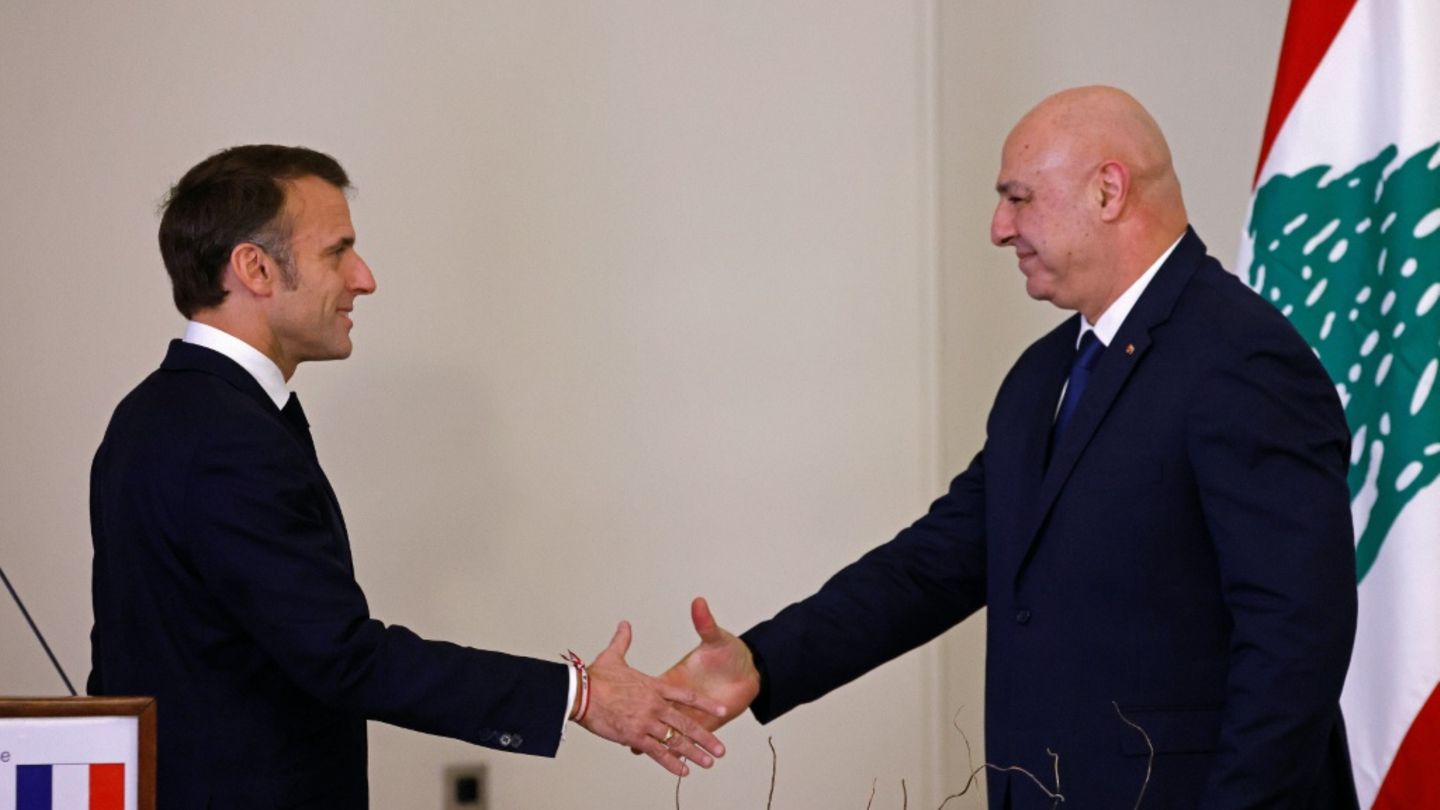 Emmanuel Macron und Joseph Aoun im Januar in Beirut