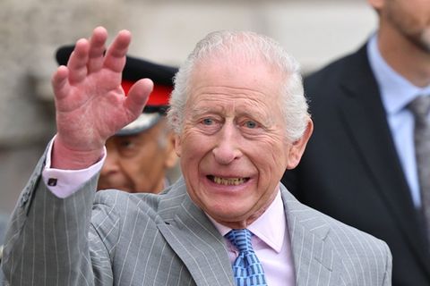 König Charles soll bald nach Italien reisen.