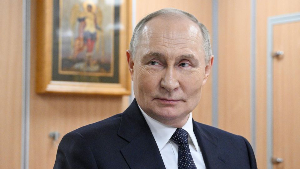 Munz aus Moskau: Ist Putins UN-Plan nur ein "Ablenkungsmanöver"? (Video) Munz aus Moskau: Ist Putins UN-Plan nur ein "Ablenkungsmanöver"? (Video)