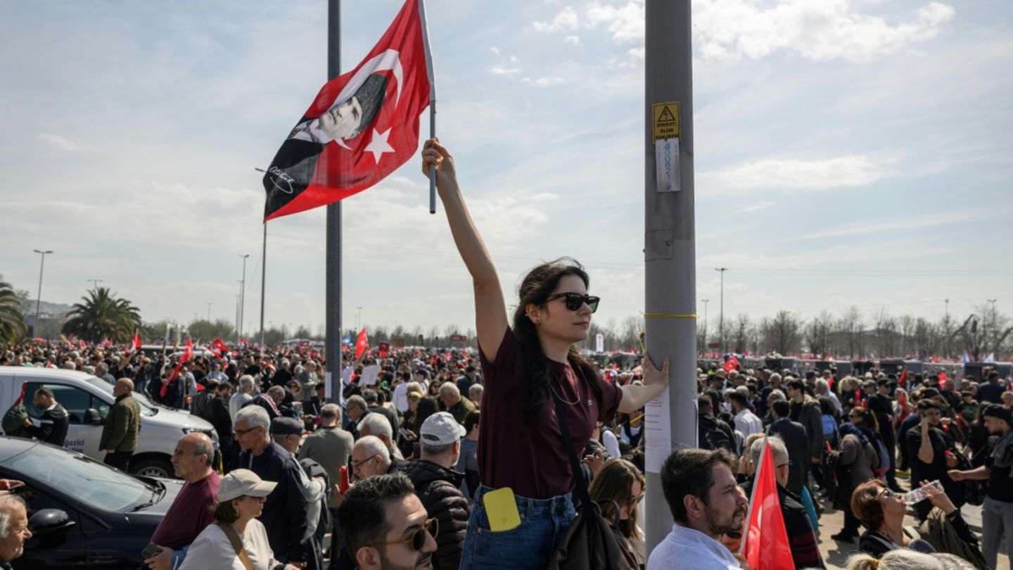 Massendemo für Demokratie Massendemo für Demokratie