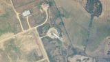 Dieses Satellitenfoto zeigt den zerstörten Flugsicherungsturm am internationalen Flughafen von Naypyitaw nach einem Erdbeben. Mindestens sechs Menschen verloren beim Einsturz ihr Leben