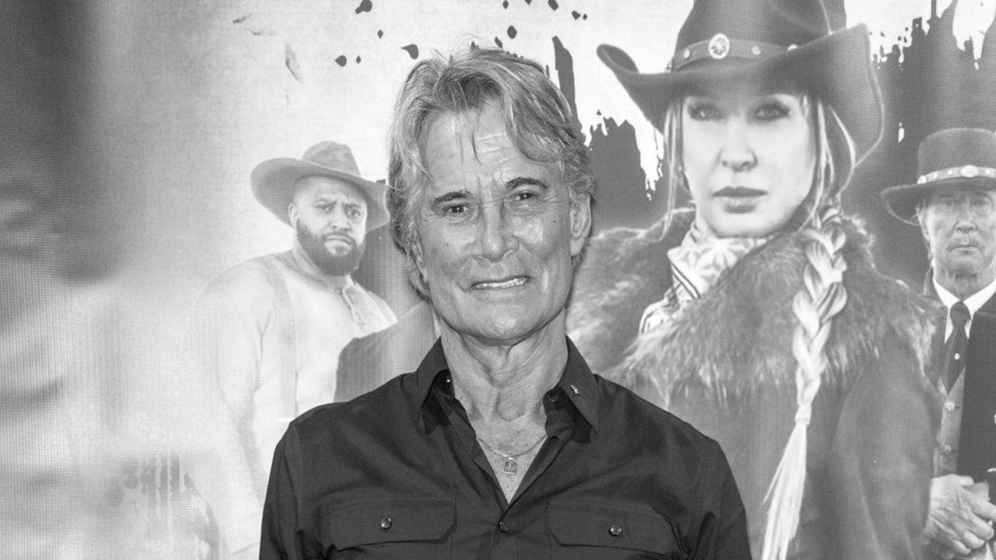 Kampfsportexperte Richard Norton arbeitete mit vielen Stars zusammen, choreografierte Kampfszenen und trainierte mit den Schau