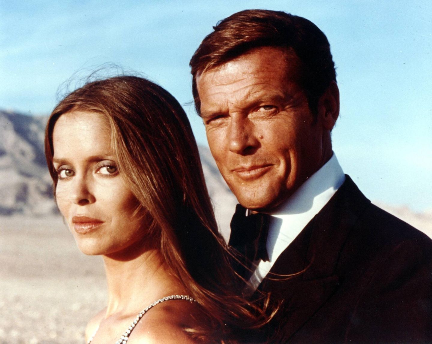 Szene aus James Bond "Der Spion, der mich liebte" mit Barbara Bach mit Roger Moore