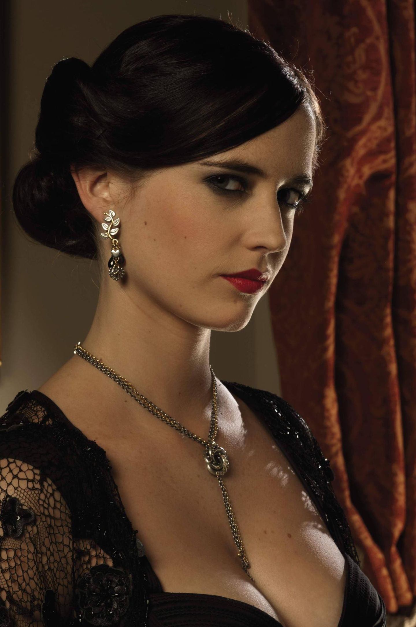 James Bond "Casino Royale": Eva Green alias Vesper Lynd im Abendkleid