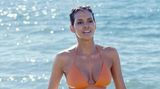 James Bond "Stirb ab einem anderen Tag": Halle Berry alias Jacintha Johnson kommt im Bikini aus dem Meer
