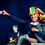 Grace Jones bei einem Konzert 2024 auf der Bühne