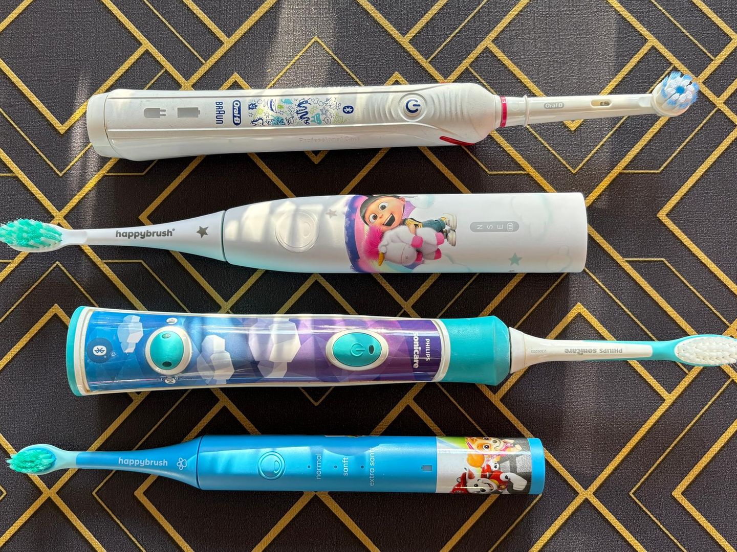 Elektrische Zahnbürsten für Kinder im Test: Vier Modelle im Vergleich