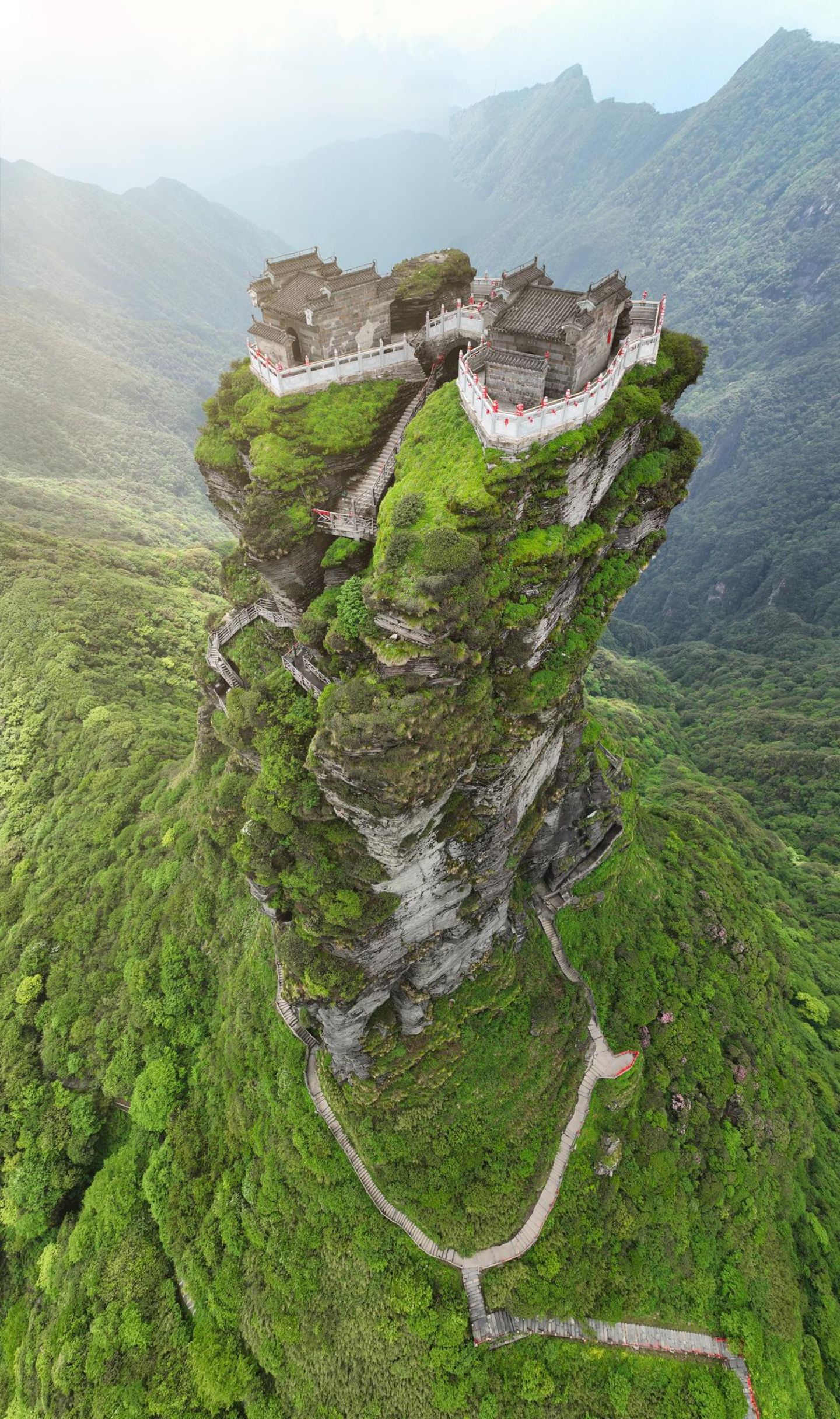 Die Zwillingstempel auf dem Fanjingshan, China