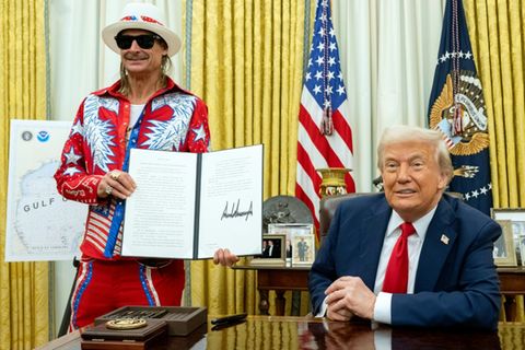 Trump und Kid Rock im Oval Office