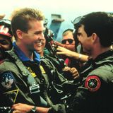 Es war einer der erfolgreichsten Filme der 1980er-Jahre: In dem Actionkracher "Top Gun" spielte Val Kilmer 1986 den Kampfpiloten Iceman, der zunächst der Gegenspieler des von Tom Cruise gespielten Pete "Maverick" Mitchell ist. Beide Schauspieler wurden durch den Kinoerfolg in die erste Liga Hollywoods katapultiert