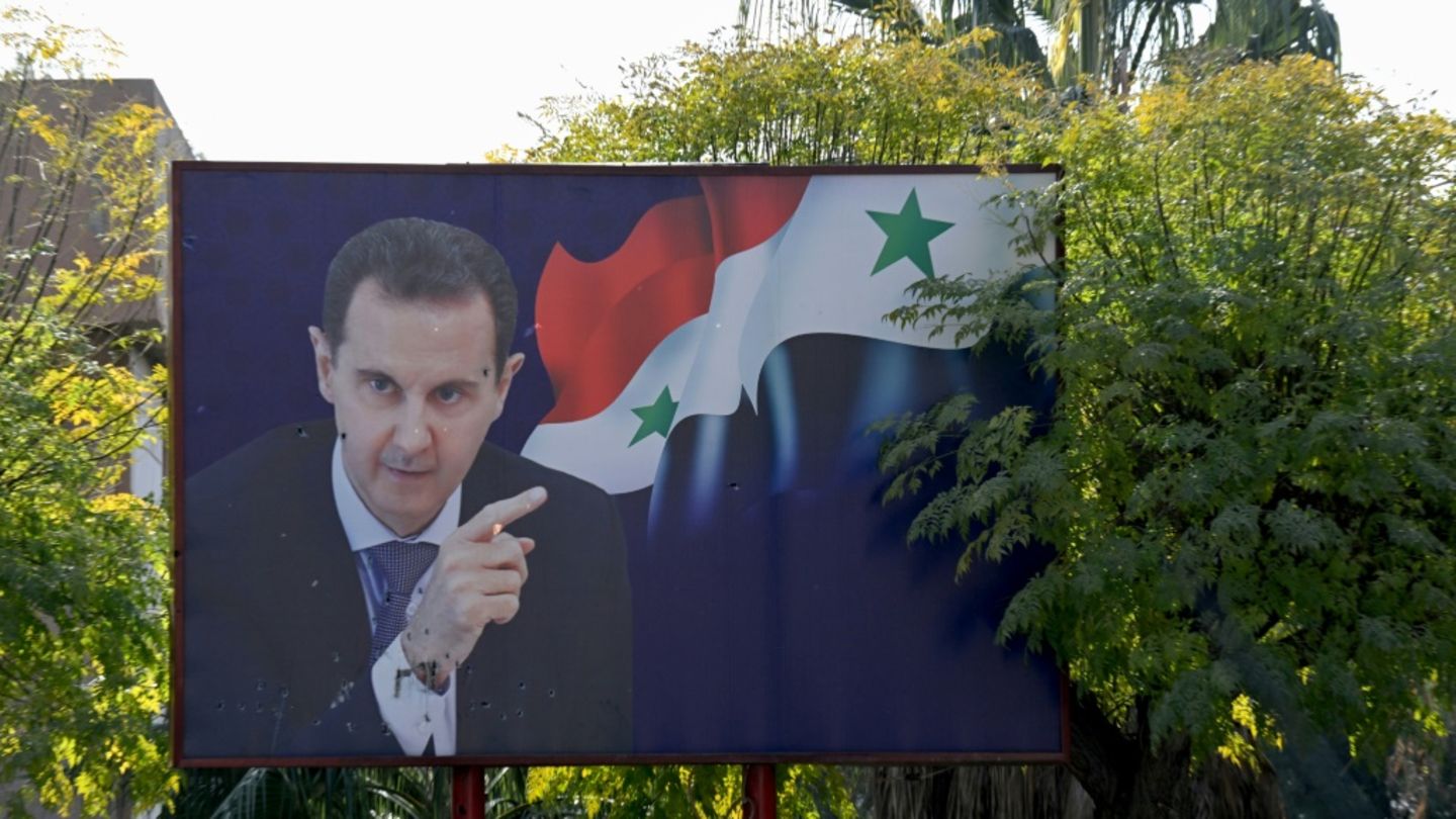 Assad-Poster neben dem Barseh-Forschungszentrum in Damaskus