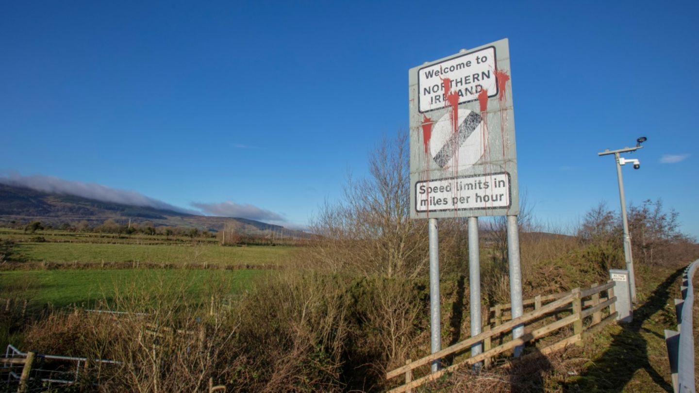 Grenze zwischen Nordirland und Irland bei Newry