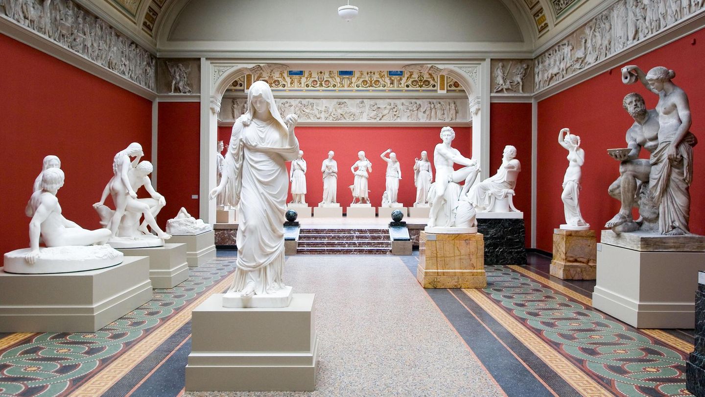 Statuen in der Ny Carlsberg Glyptotek in Kopenhagen