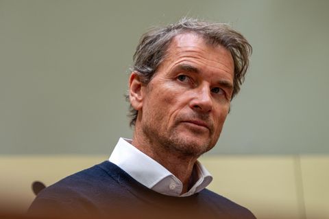 Der frühere Nationaltorwart Jens Lehmann steht im Gerichtssaal 101 im Amtsgericht München