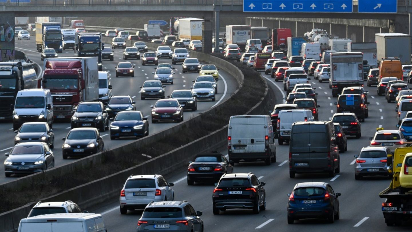 Verkehr auf Autobahn