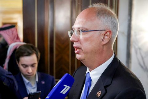 Dmitrijew am Rande der Ukraine-Verhandlungen in Saudi-Arabien, 18. Februar
