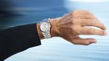 Rolex-Modell "Land Dweller" am Handgelenk