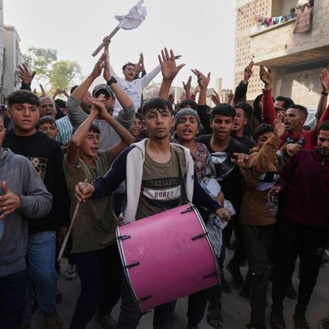 Palästinenser in Beit Lahia protestieren gegen die Hamas und den Krieg mit Israel. Einer der Anführer der Proteste wurde von der herrschenden Terrorgruppe getötet