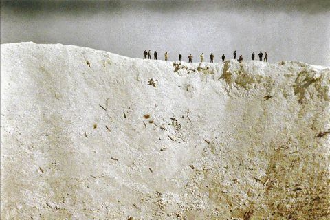Ein Krater von Messines hatte 116 Meter Durchmesser und ein Tiefe von 45 Metern