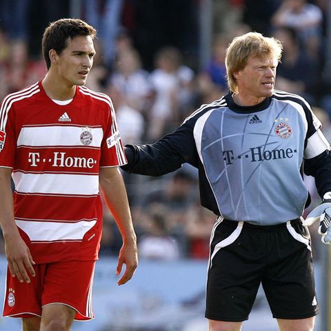 Mats Hummels and Oliver Kahn in 2007
