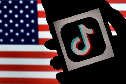 Die Tiktok-App auf einem Smartphone