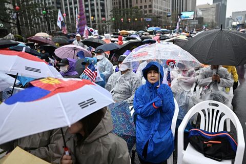 Anhänger Yoons protestieren in Seoul