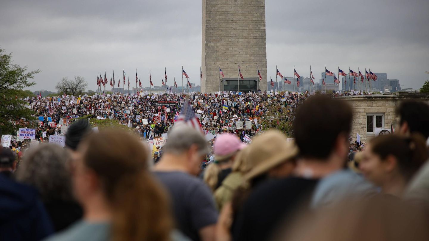 Protest against Donald Trump: Thousands of Demos against the US government