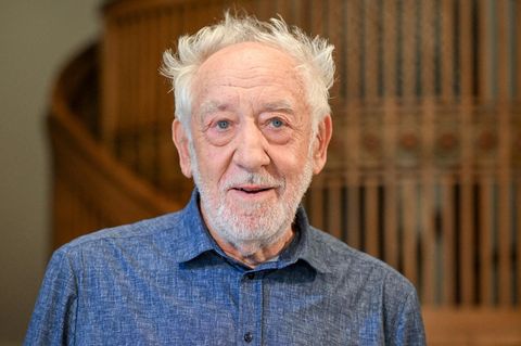 "Woke Menschen von heute versuchen ängstlich, nicht aus der Reihe zu tanzen", kritisiert Dieter Hallervorden