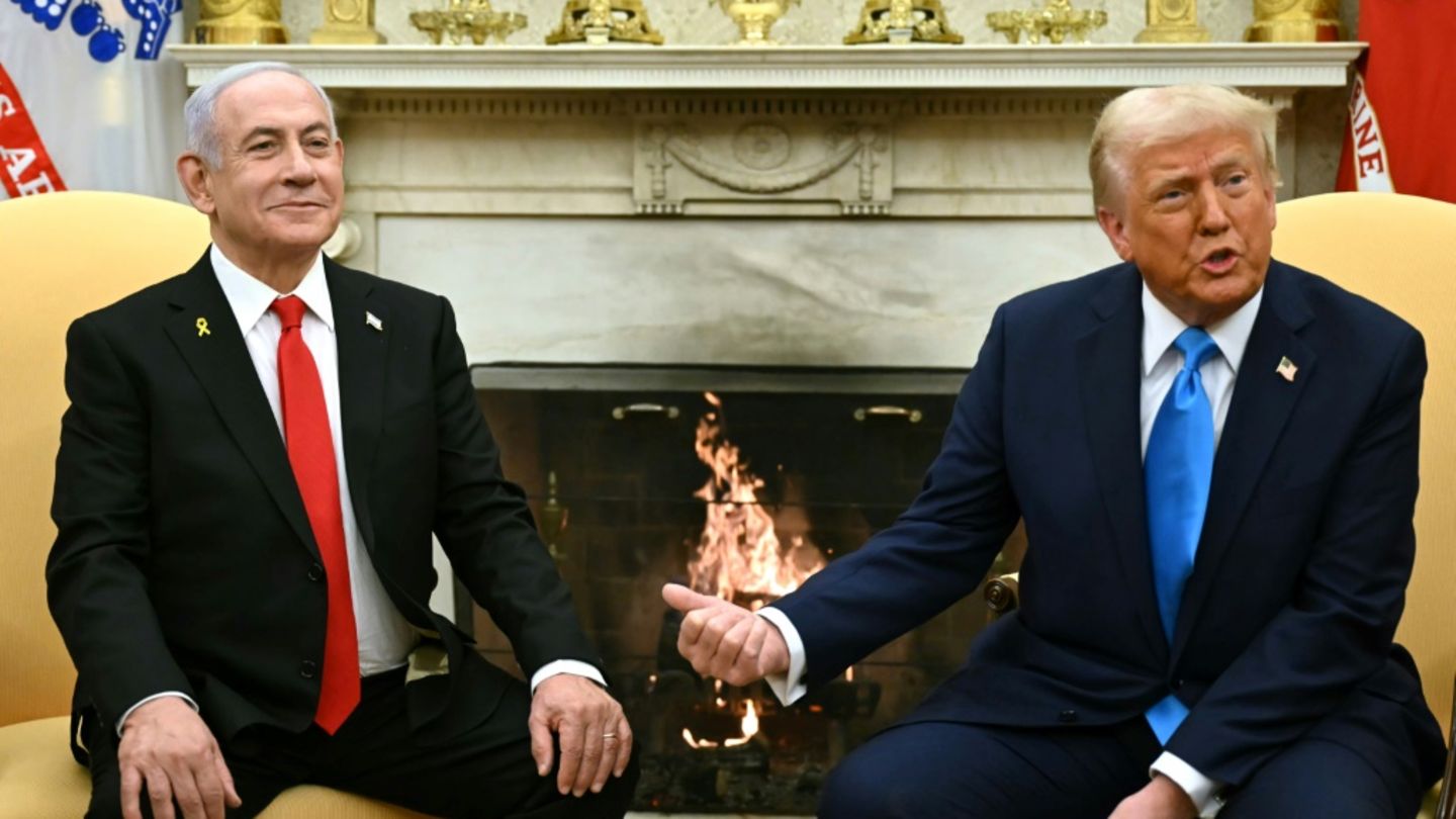 Netanjahu und Trump (r.) im Weißen Haus