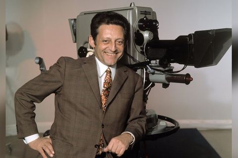 Beruflich der beliebte "Dalli Dalli"-Moderator, privat spielte er leidenschaftlich mit seinen Kindern: Hans Rosenthal.