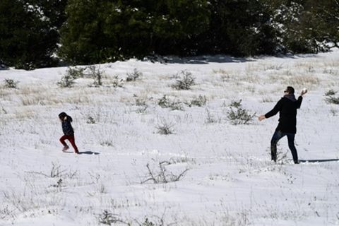 Schneeballschlacht