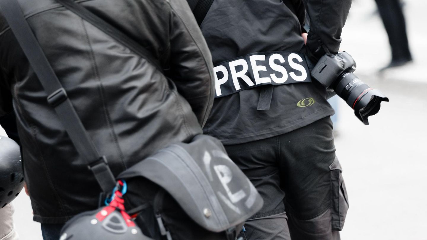 Presse-Vertreter auf einer Demonstration