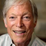 Der US-Schauspieler starb am 29. März im Alter von 90 Jahren auf Hawaii. Chamberlain studierte Kunst, begann sich dann für die Schauspielerei zu interessieren und bekam in den 1960er Jahren gleich die Hauptrolle in der Arztserie "Dr. Kildare". Es folgten Rollen unter anderem in der Abenteuer-Serie "Shogun" und schließlich "Die Dornenvögel", in der er den charismatischen Pater Ralph de Bricassart spielte