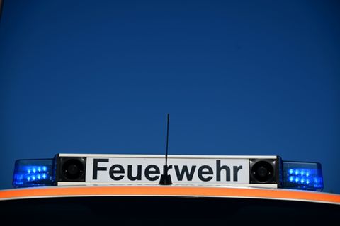 Blaulicht auf einem Einsatzwagen der Feuerwehr