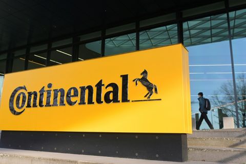 Logo von Continental am Firmensitz in Hannover