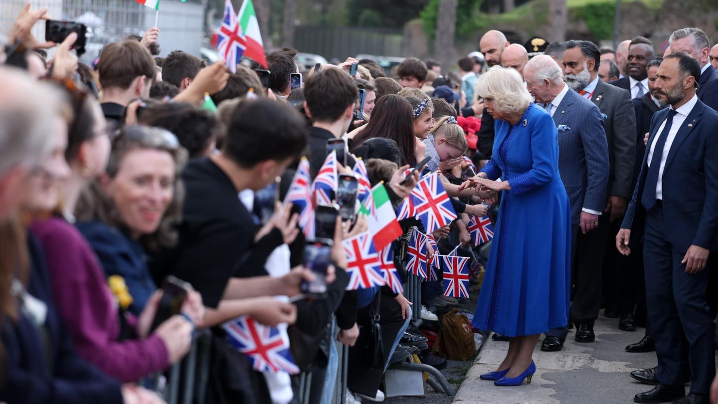 König Charles und Camilla